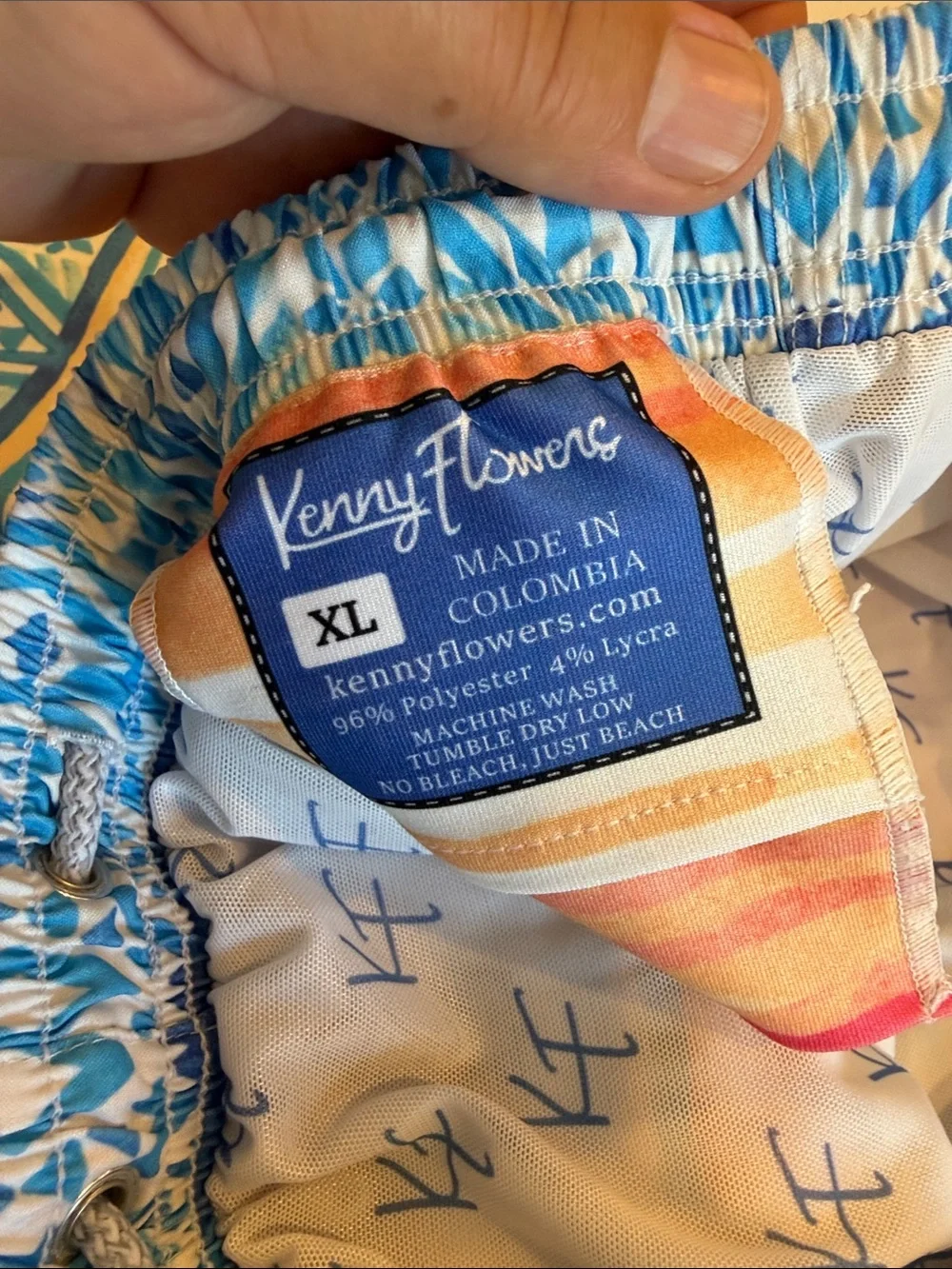 T0109200 Kenny Flowers Swim Trunks southwest print GUC SZ XL
